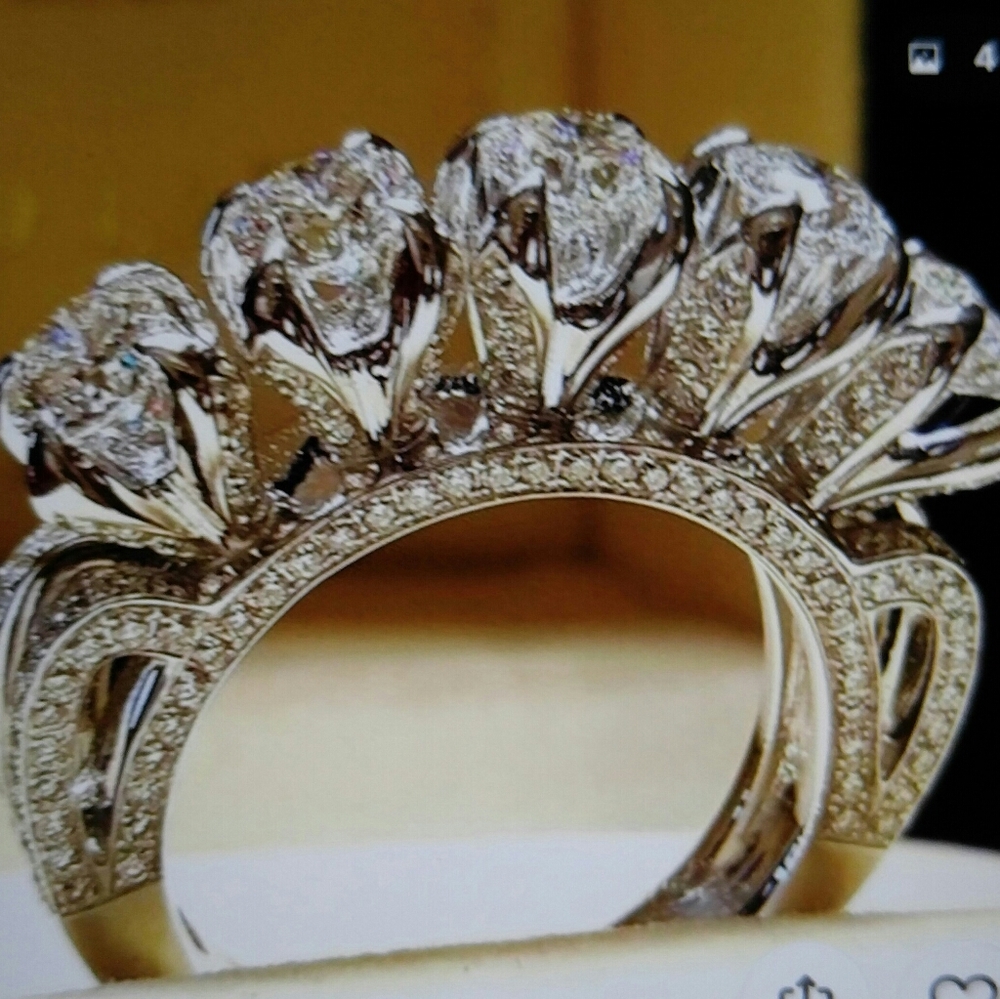 Sparkling 925 Sterling Silver Princess Ring